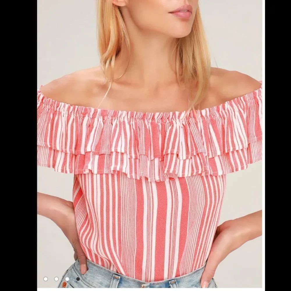 Lulu’s Striped Off Shoulder Crop Top Small - Picture 5 of 8